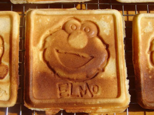 elmo waffle maker